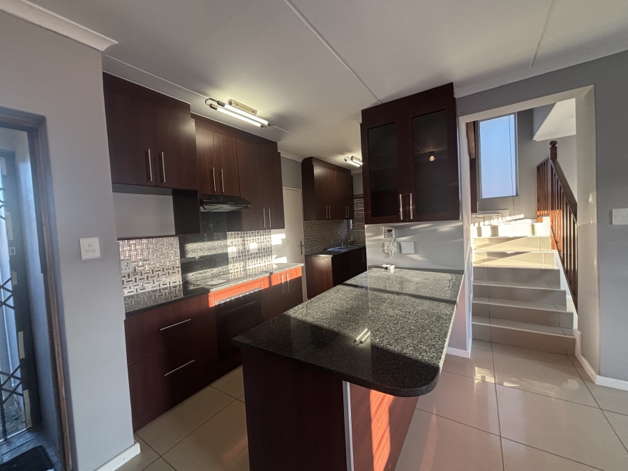 To Let 3 Bedroom Property for Rent in South End Eastern Cape